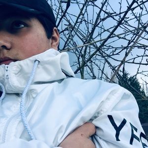 Meet your Posher, Junior